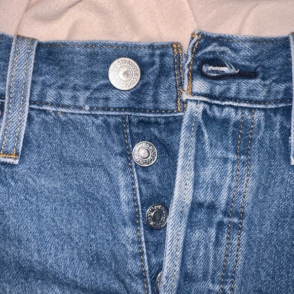 Levi 501 W27 - Picture 3 of 7